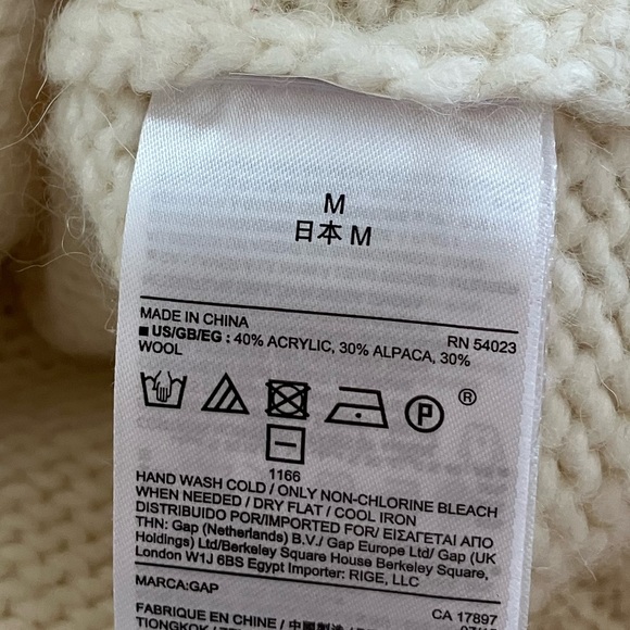 New with tag Sweater - Picture 6 of 6